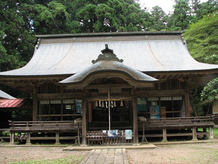 都々古別神社(馬場)